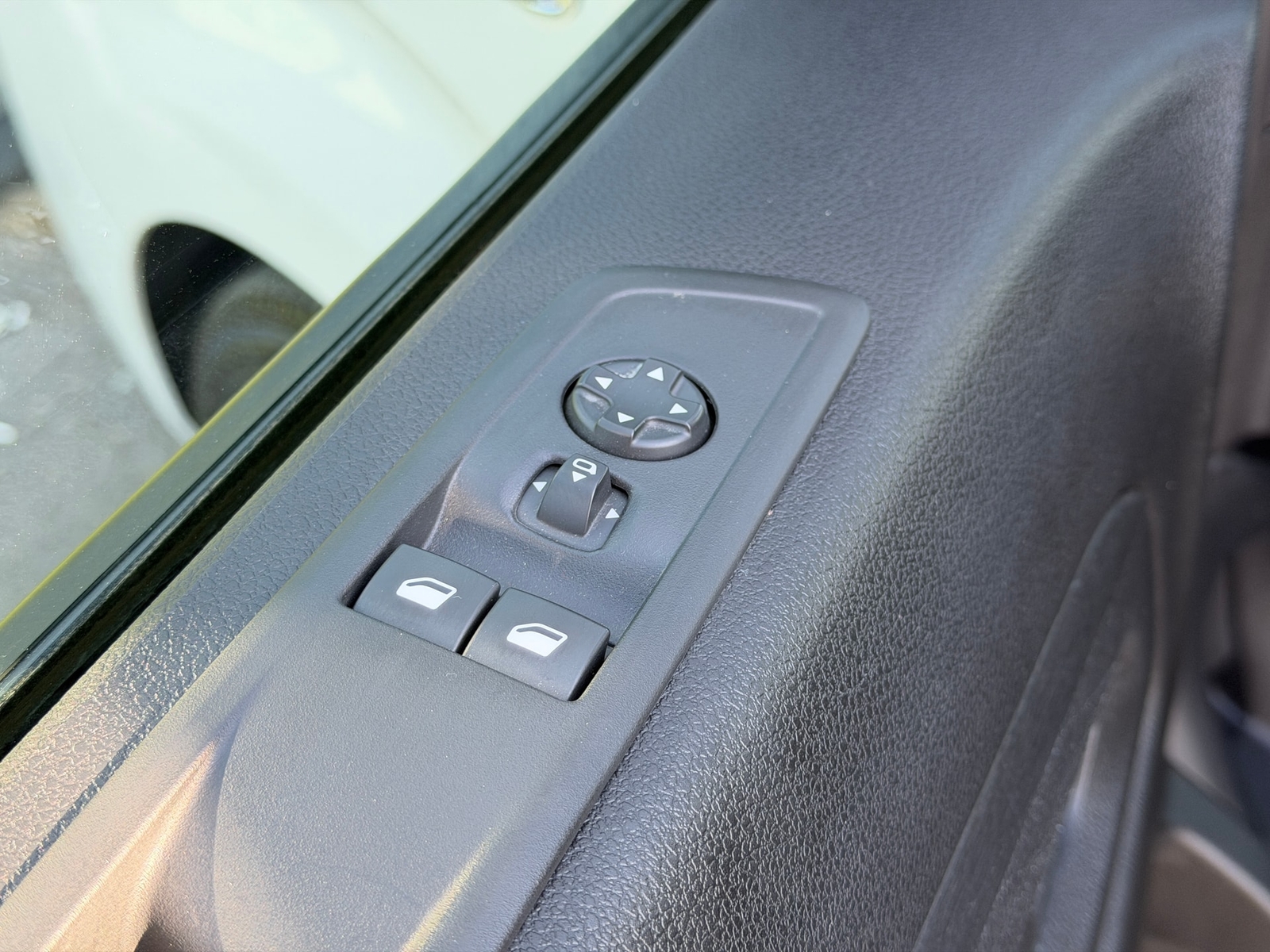 Opel Vivaro 1.5 Td Cargo Ultimate Xl — fotoğraf 25
