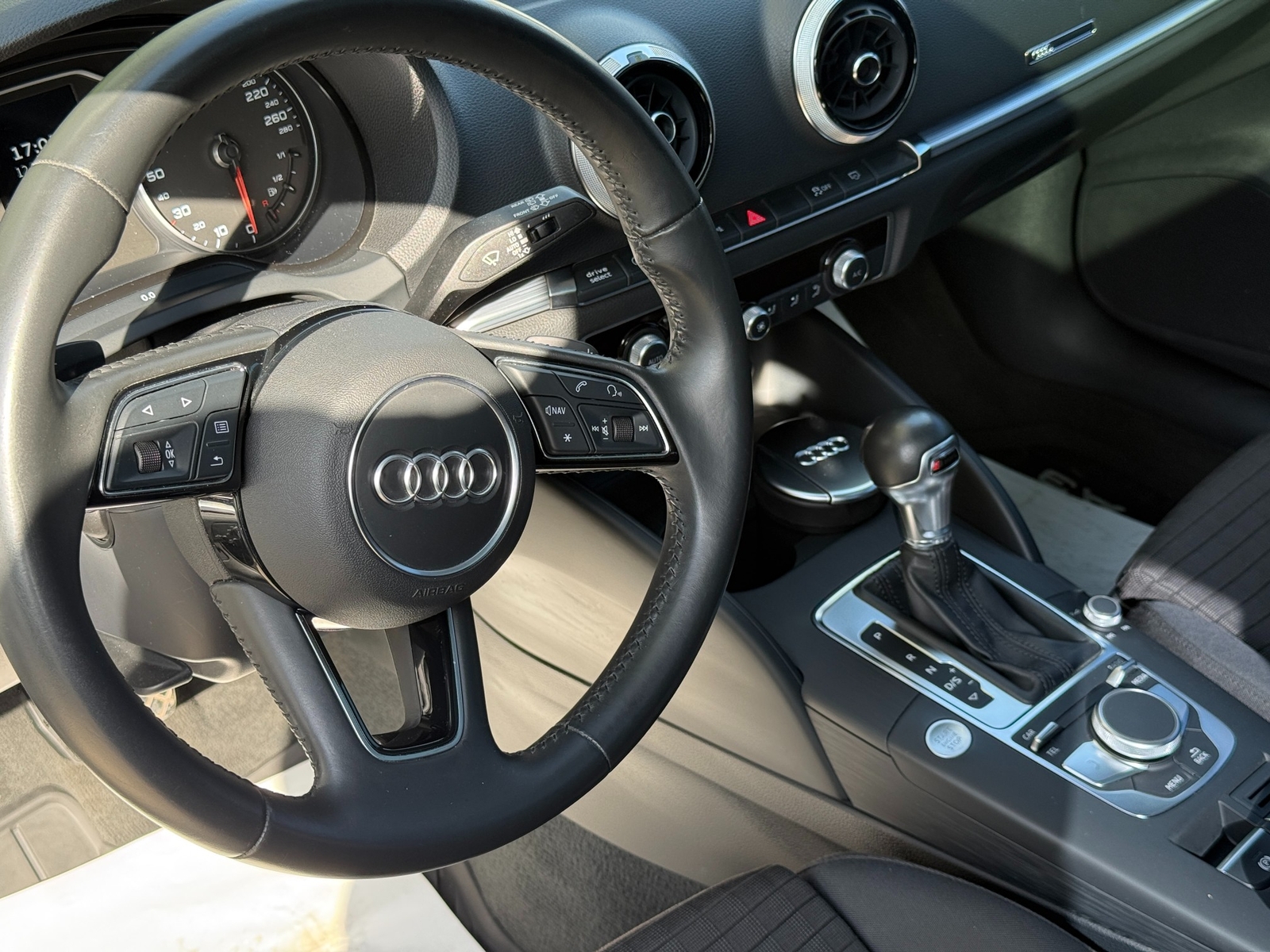 Audi A3 Sportback 35 TFSI Sport — fotoğraf 45