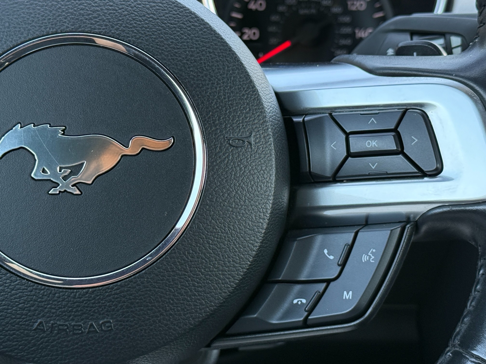 Ford Mustang 2.3 Ecoboost — fotoğraf 44