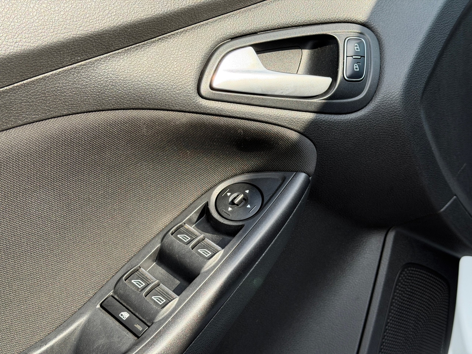 Ford Focus 1.5 TDCi Trend X — fotoğraf 26