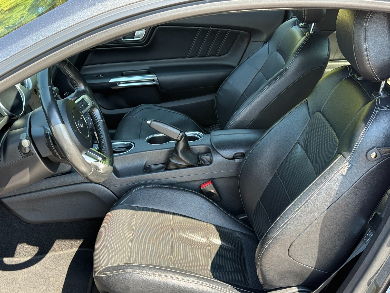 Ford Mustang 2.3 Ecoboost — fotoğraf 27
