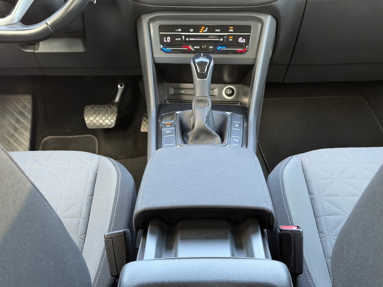 Volkswagen Tiguan 1.5 TSI Life — fotoğraf 43