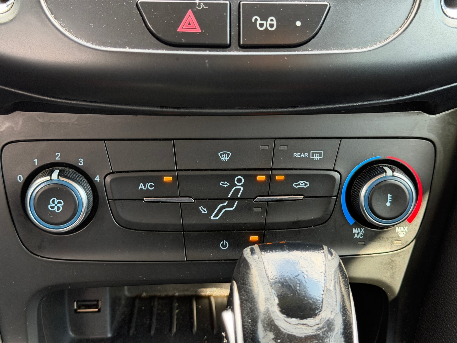 Ford Focus 1.5 TDCi Trend X — fotoğraf 23