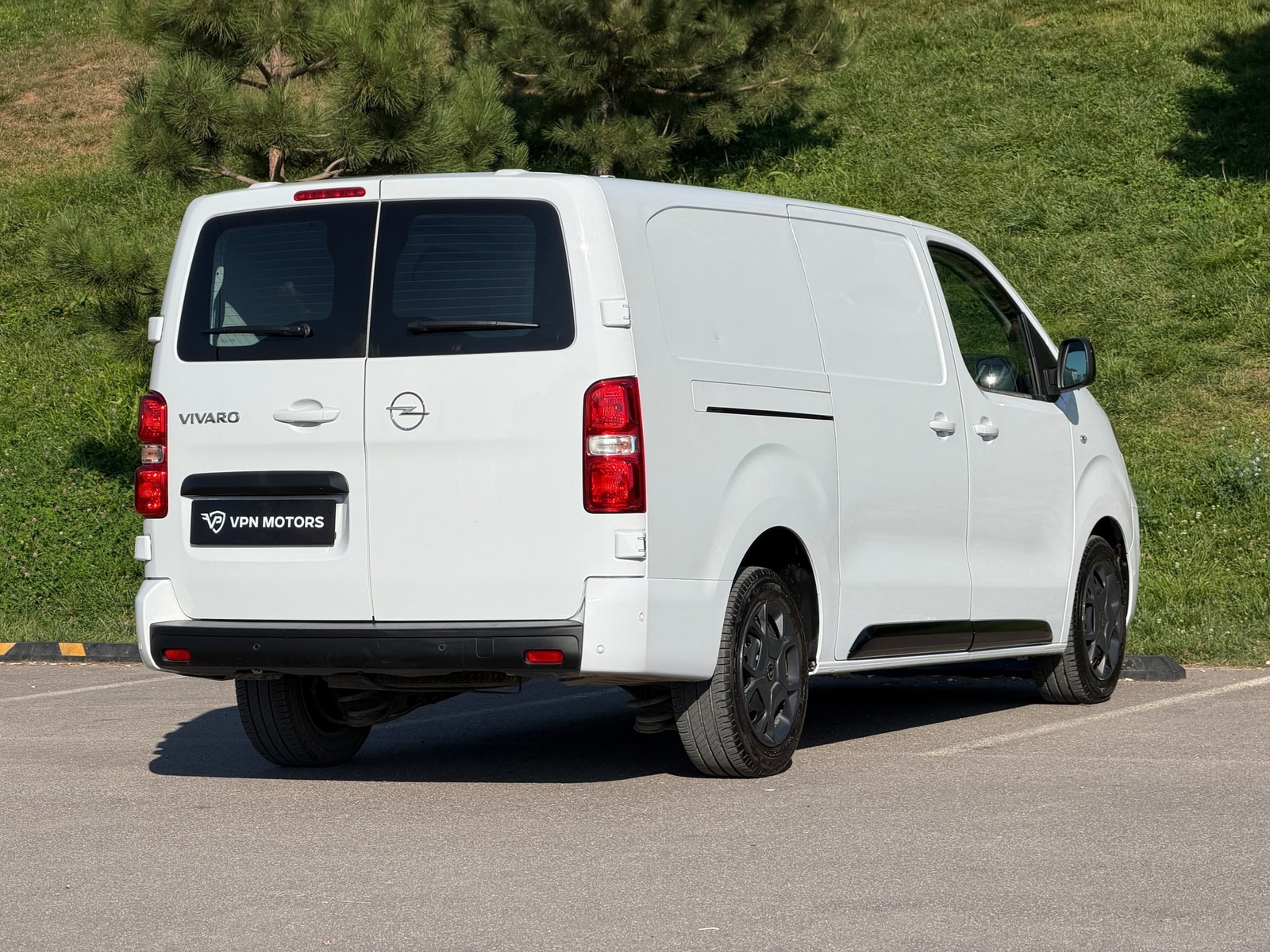 Opel Vivaro 1.5 Td Cargo Ultimate Xl — fotoğraf 19