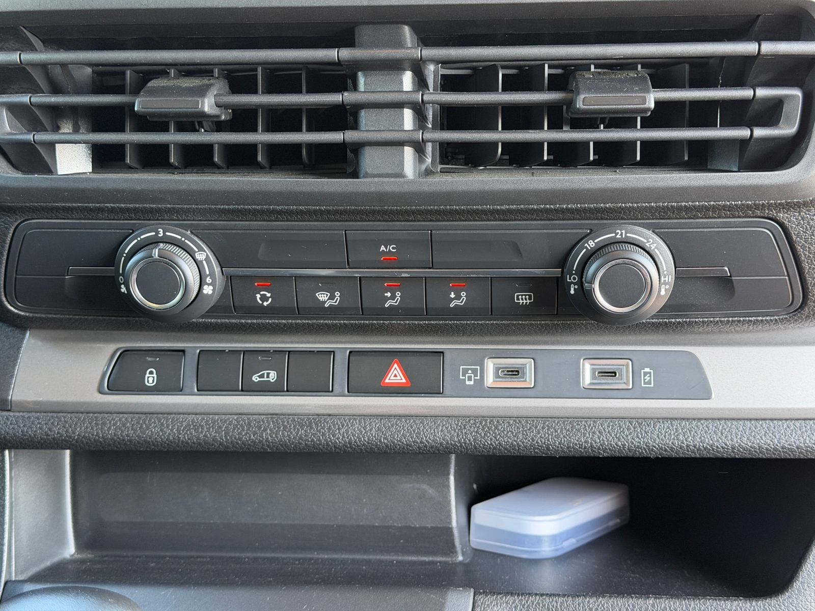 Opel Vivaro 1.5 Td Cargo Ultimate Xl — fotoğraf 15
