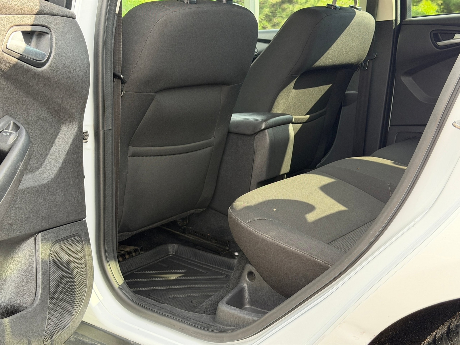 Ford Focus 1.5 TDCi Trend X — fotoğraf 33