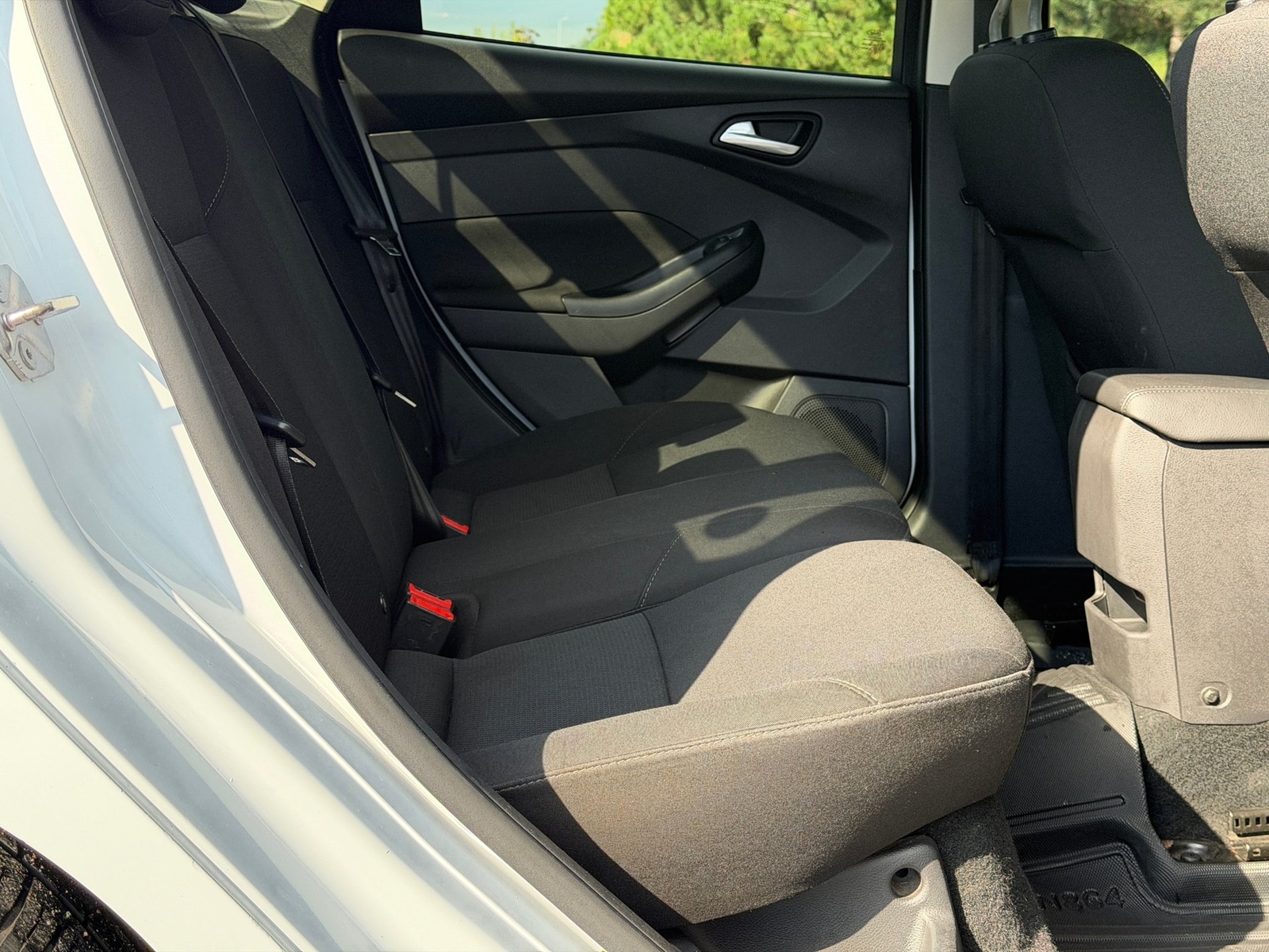 Ford Focus 1.5 TDCi Trend X — fotoğraf 38